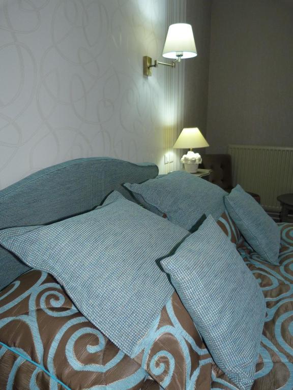 Hotel Le Gue Du Holme Saint-Quentin-sur-le-Homme ห้อง รูปภาพ